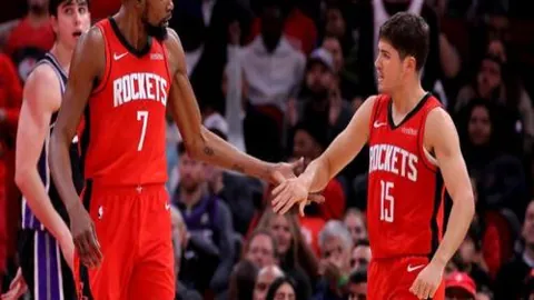 9月西甲最佳球员角逐：莱万与贝林厄姆领衔候选